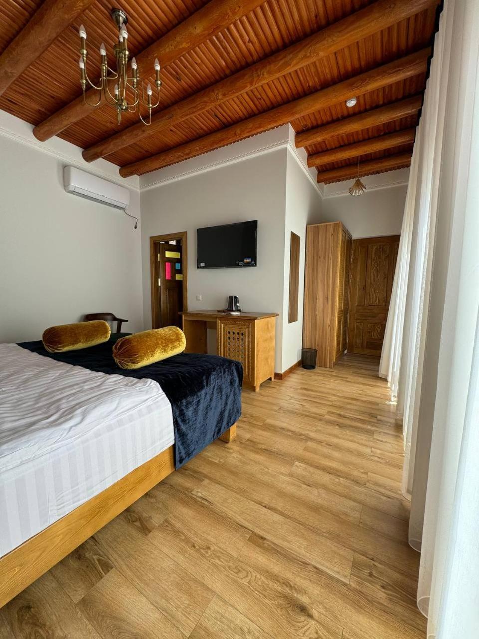 Duston Boutique XIX Century Rooms 布哈拉 外观 照片