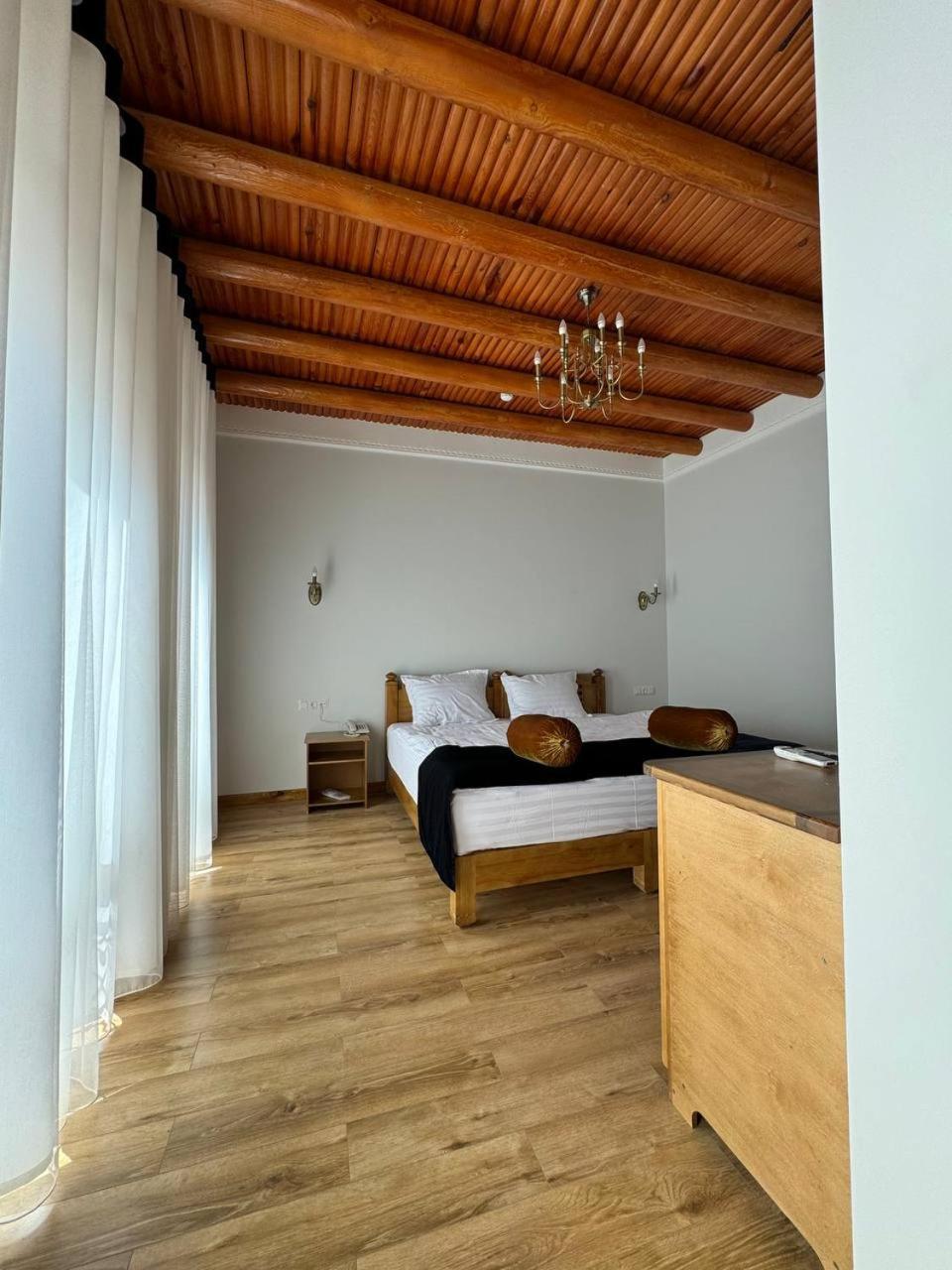 Duston Boutique XIX Century Rooms 布哈拉 外观 照片